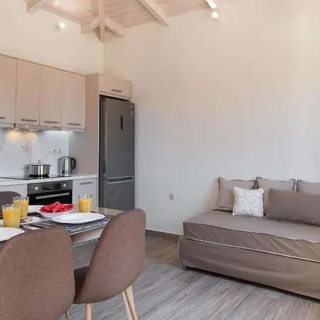 Nikolaos 2 Apartman